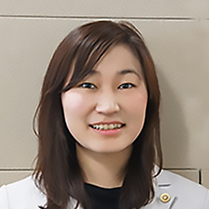 今泉麻衣子 弁護士