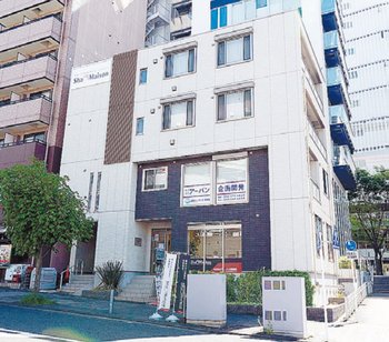 アーバン企画開発の港北ニュータウン店外観