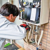 大問屋、給湯器の交換工事に即時対応