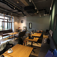 賃貸管理会社が本社近くのDIY工房にカフェオープン