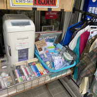 店頭でチャリティーバザー実施、けがきっかけで福祉貢献