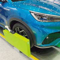ユアスタンド、機械式駐車場向けEV充電器