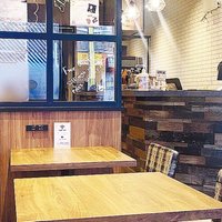 吉住ホーム、入居者・家主専用カフェを運営