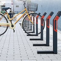 パクストレーディング、美感にこだわった自転車スタンド
