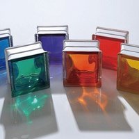 電気硝子建材、豊富なバリエーションが魅力