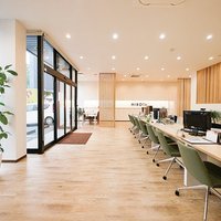 ジョイフルマネージメント、グループ連携で相互送客