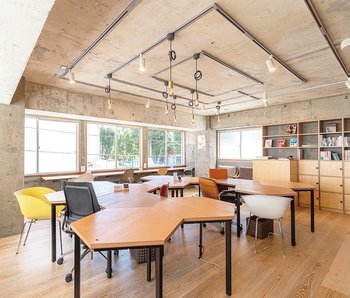 REDO神保町2階フロア