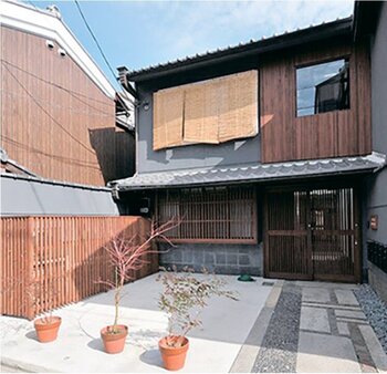 シェアハウスの「京だんらん西陣」の外観.jpg