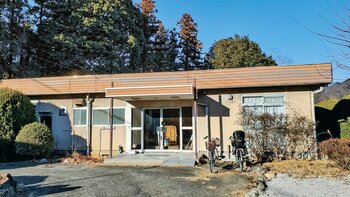 舍場シンワの外観