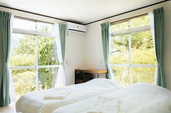 舍場シンワの内装