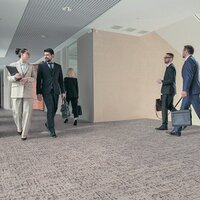 川島織物セルコン、防汚に特化したタイルカーペット