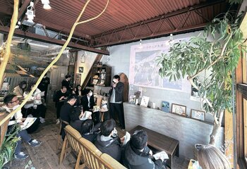 ゲストハウスで開業の経緯を聞く