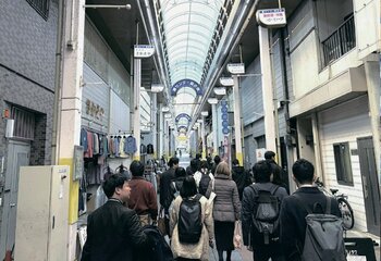 商店街を見学