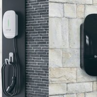 Eneliver、EV充電器 設置・運用0円で