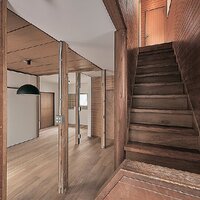 ルーヴィス、住民の感性生かす玄関の余白【リノベーション解体新書】