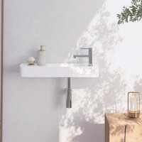 ミラタップ、奥行き15センチの手洗器