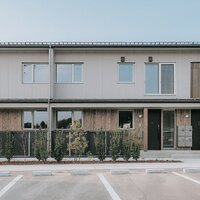 廃校跡地を活用農ある暮らし身近に「NOLL village」【人気物件探訪】