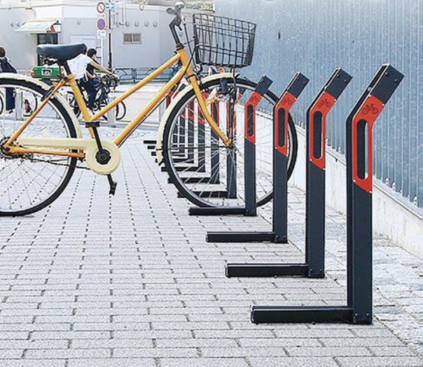 パクストレーディング、美感にこだわった自転車スタンド :: 全国賃貸
