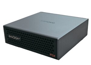 FIXER、外部接続なしの高性能AI