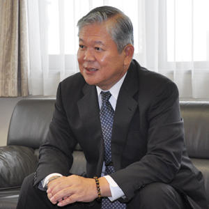 鈴木克幸社長
