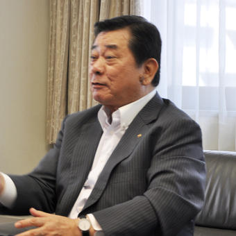 新垣直彦会長