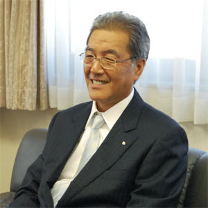 井坂泰志社長