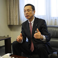烏川義生 社長